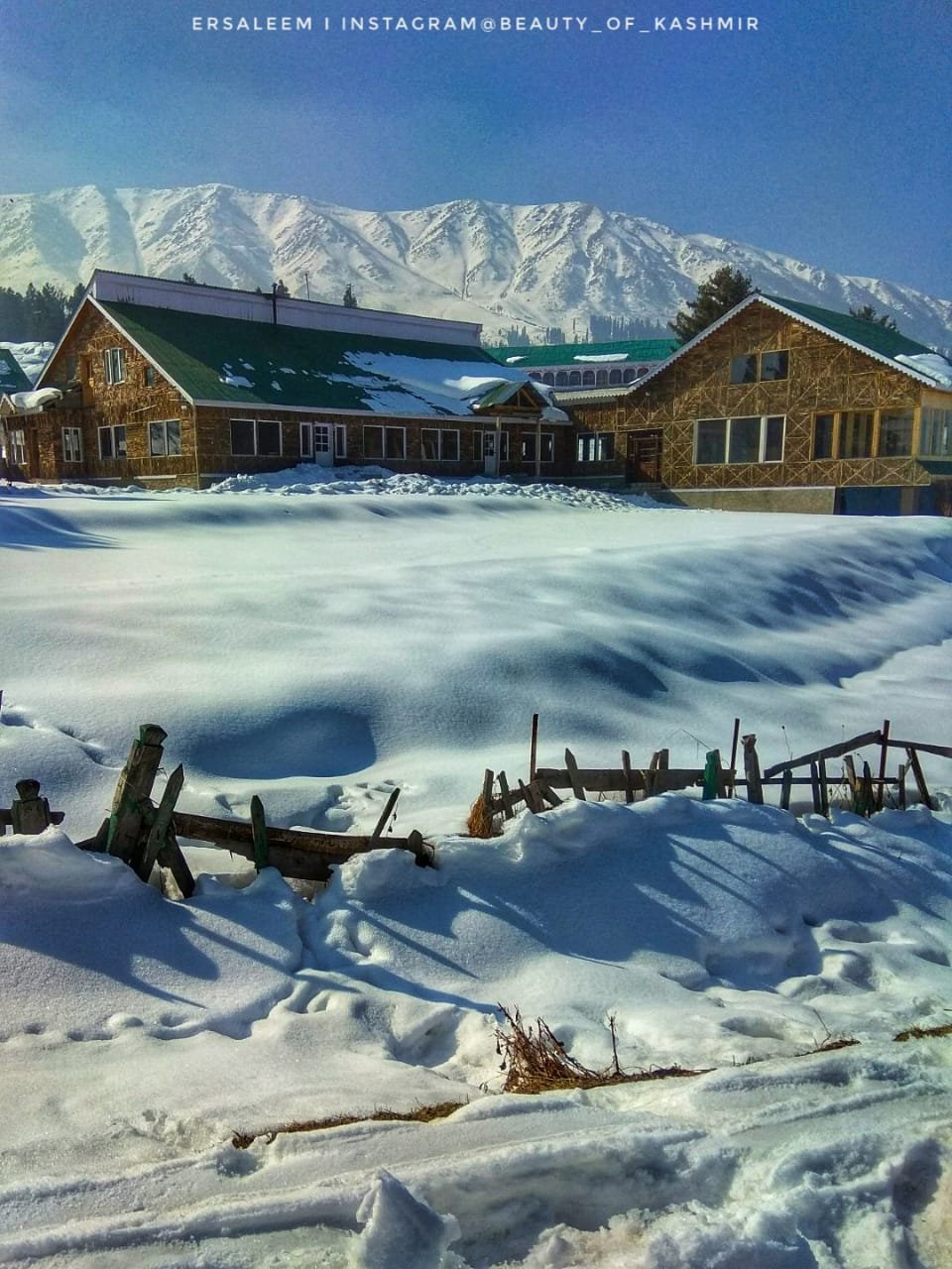 gulmarg-hotel-in-winter