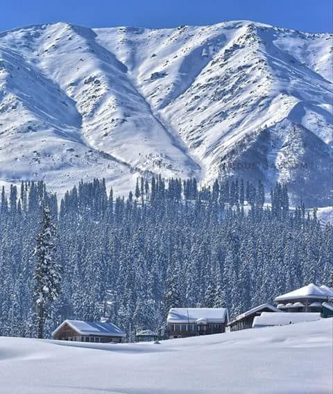 gulmarg in snow